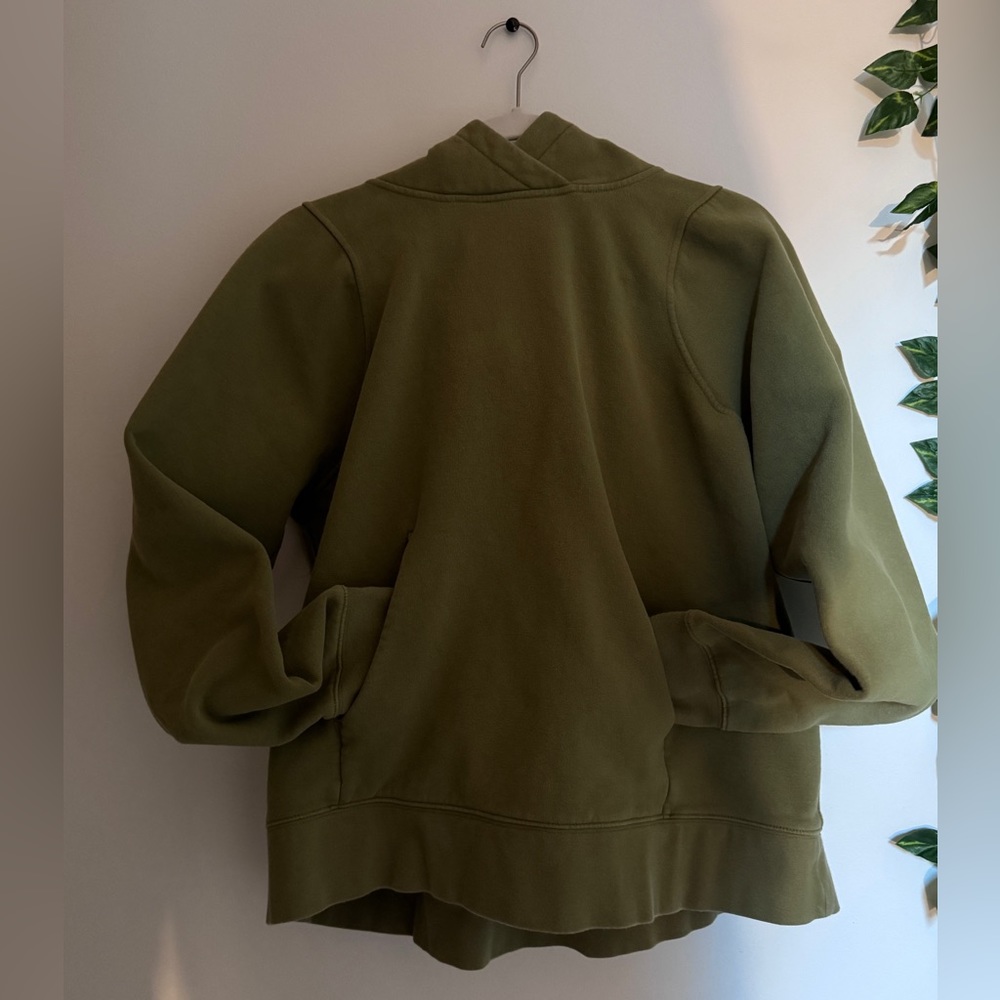 Lululemon hoodie size 12 green
